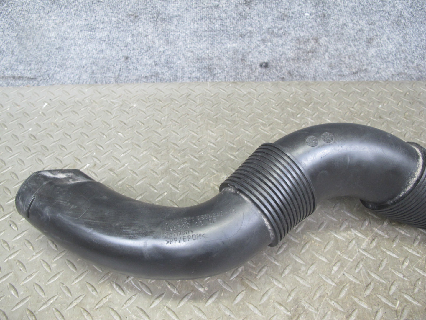 11-16 Mini Cooper S R60 R61 Countryman N18 Air Intake Hose Pipe Line 9804246 OEM