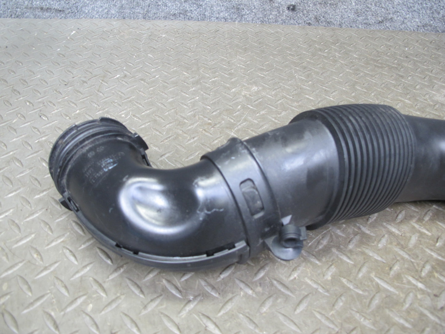 11-16 Mini Cooper S R60 R61 Countryman N18 Air Intake Hose Pipe Line 9804246 OEM