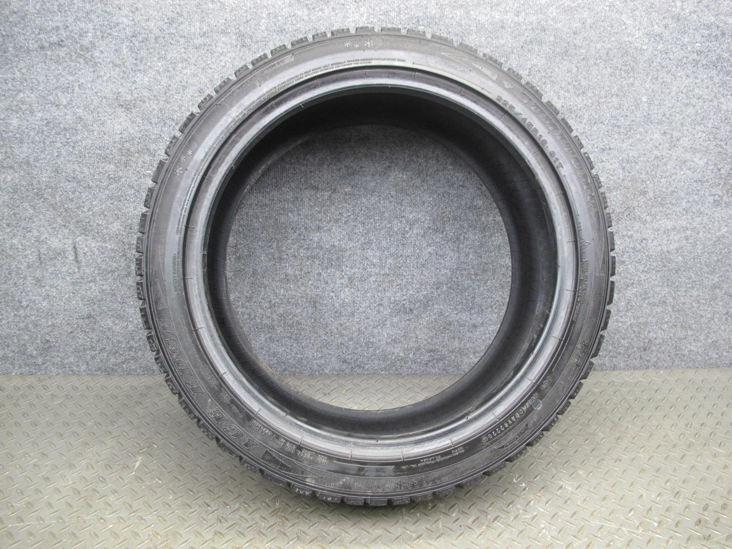 Set of 2 Sumitomo ICE Edge Winter Tire 225/45 R18 91T 2220 8/32" & 9/32" Tread