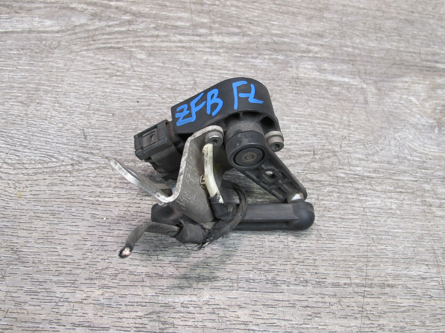 11-16 BMW F07 F10 F11 5-SERIES Front Left Suspension Height Level Sensor OEM