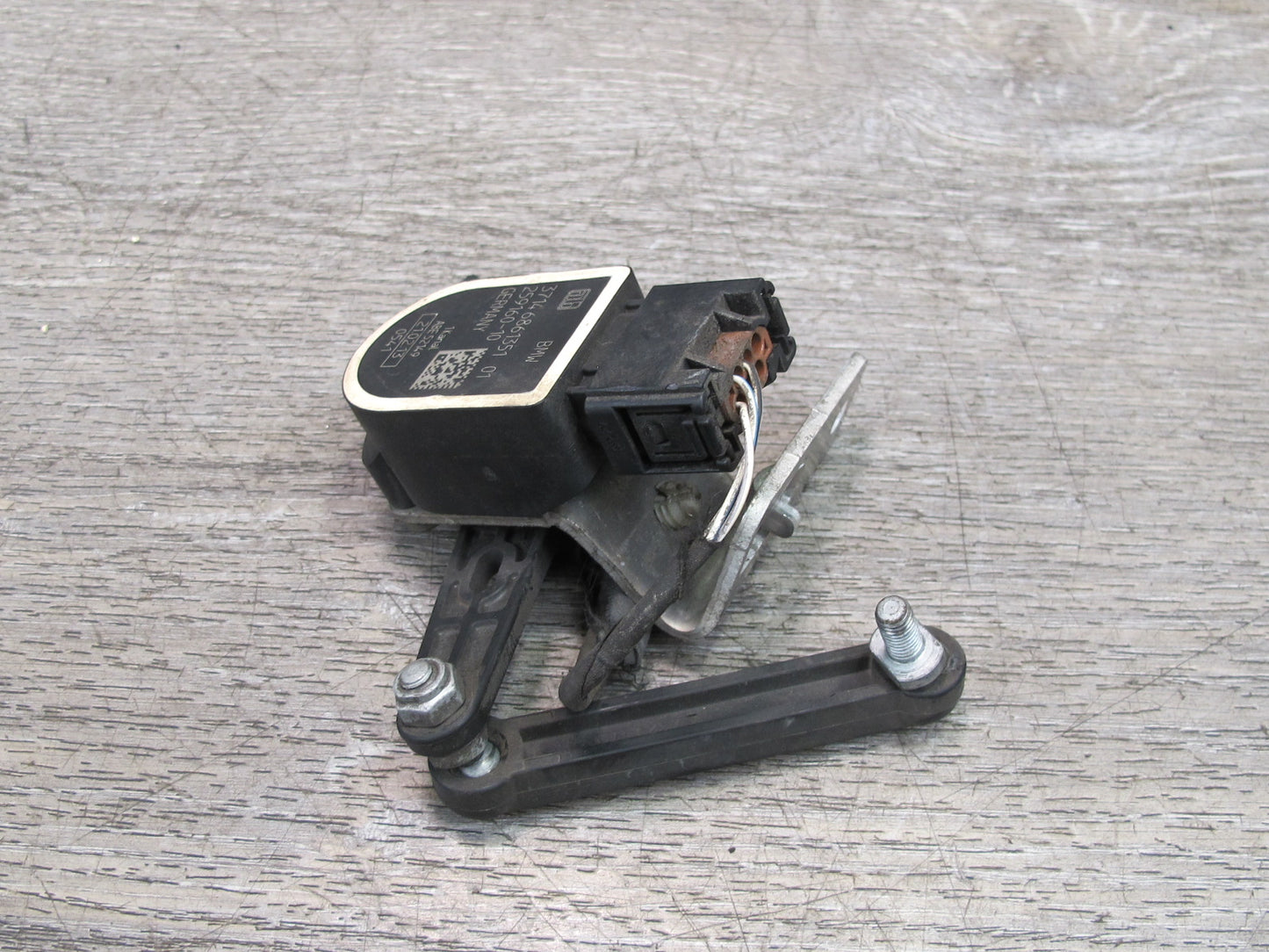 11-16 BMW F07 F10 F11 5-SERIES Front Left Suspension Height Level Sensor OEM