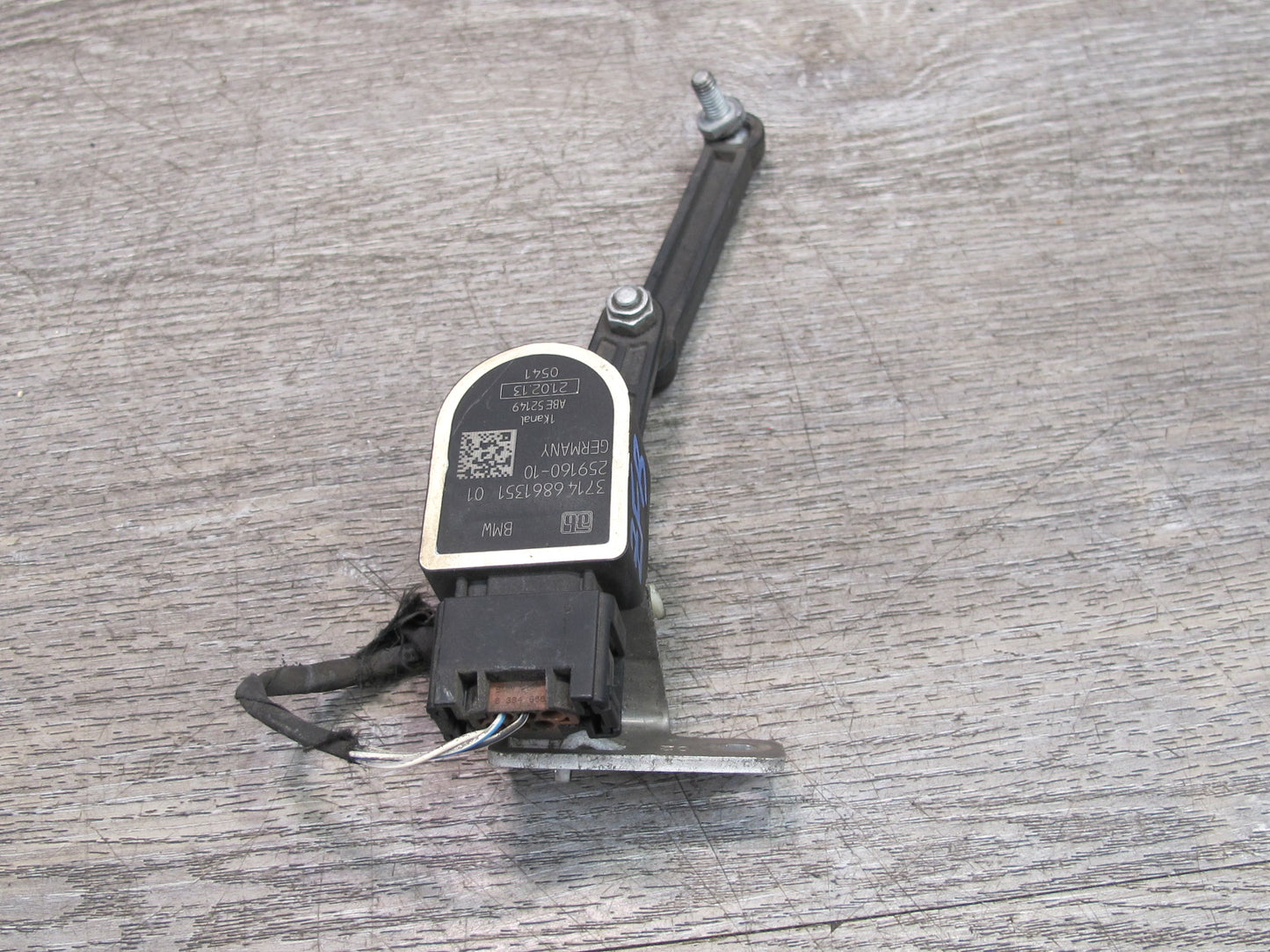 11-16 BMW F07 F10 F11 5-SERIES Front Left Suspension Height Level Sensor OEM