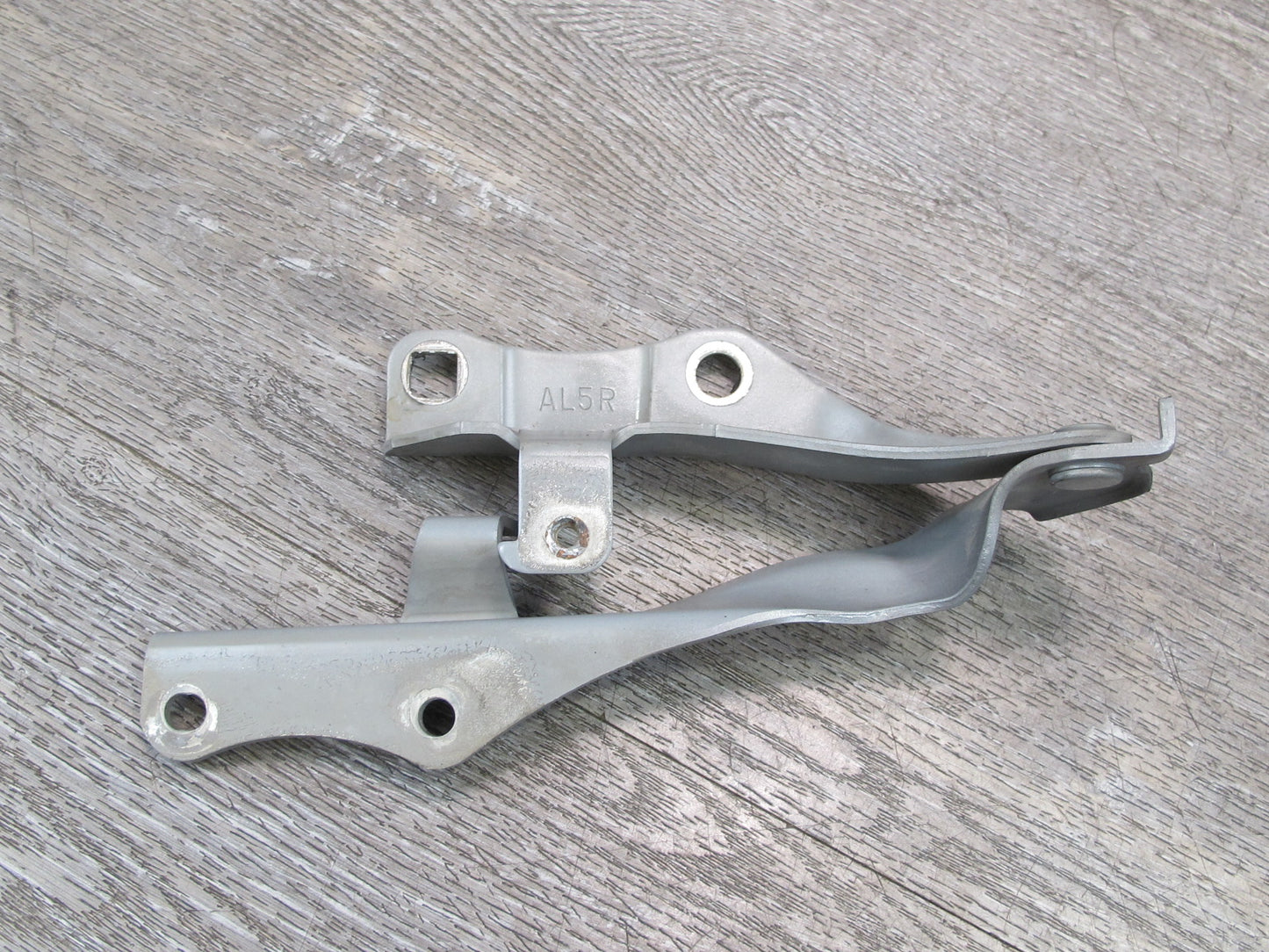 04-09 Nissan 350Z Z33 Front Hood Left & Right Hinge Set Silver OEM
