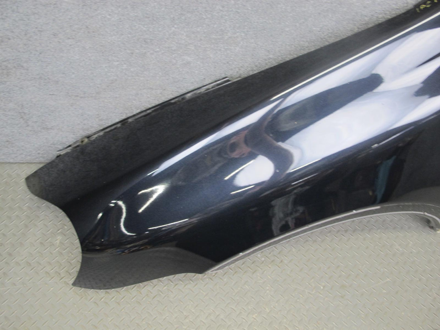 2008-2010 Porsche Cayenne 957 Front Left Side Fender Shell Panel Cover Black