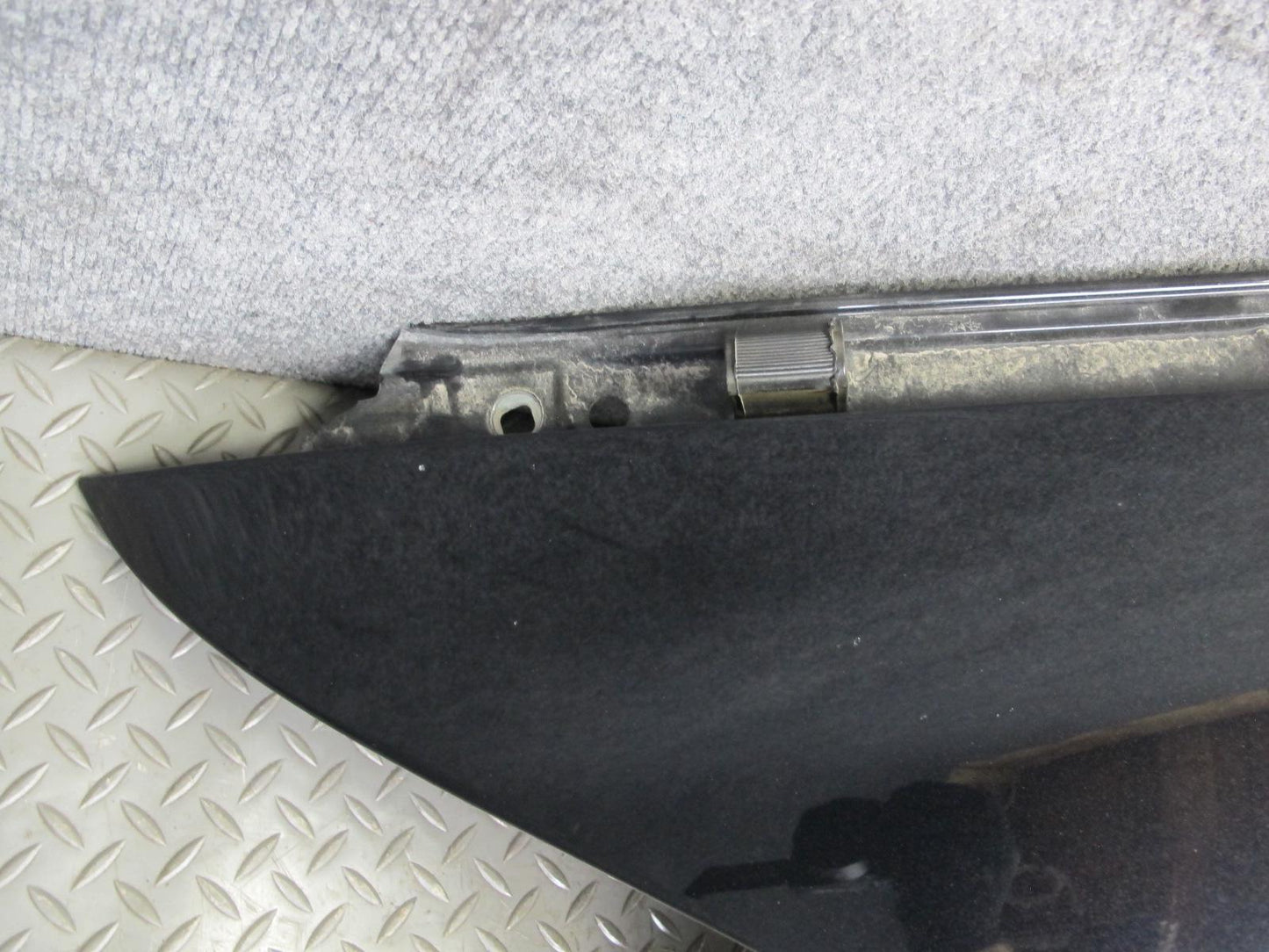 2008-2010 Porsche Cayenne 957 Front Left Side Fender Shell Panel Cover Black