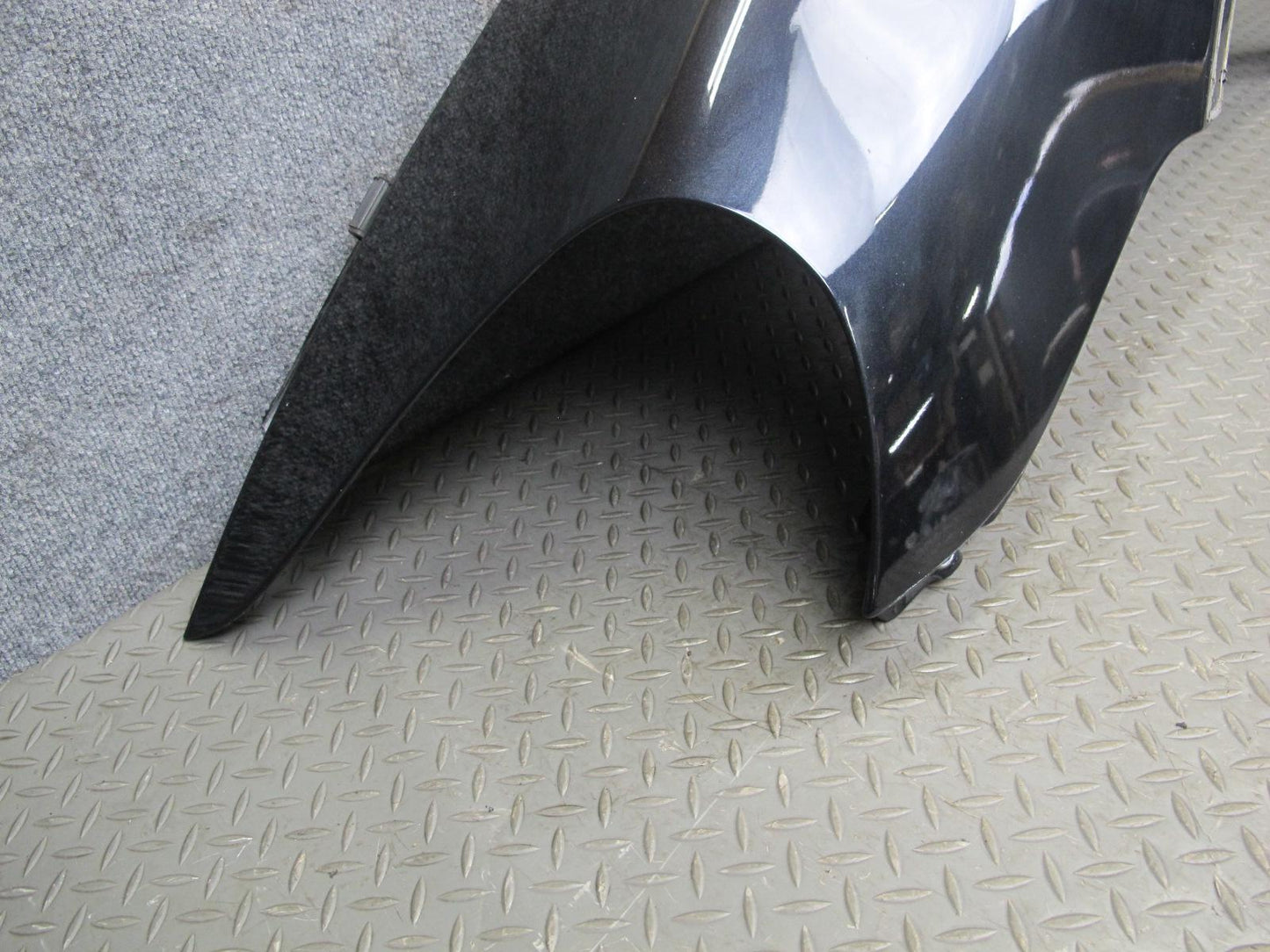 2008-2010 Porsche Cayenne 957 Front Left Side Fender Shell Panel Cover Black