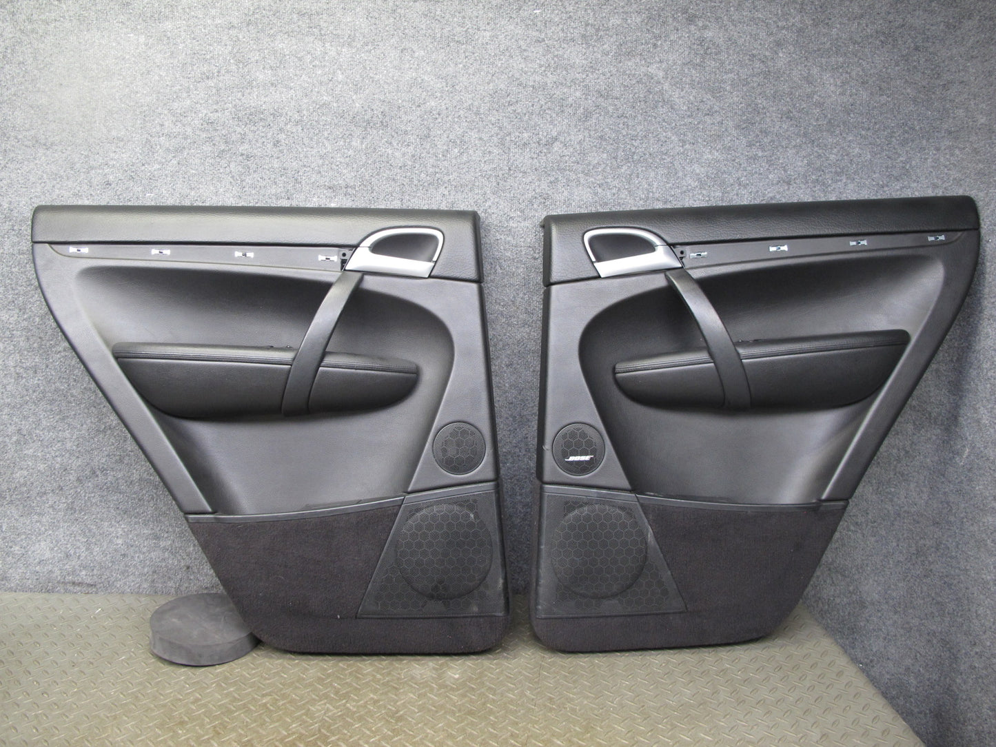 2009-2010 Porsche Cayenne 957 Rear Right & Left Side Door Panel Cover Black Set