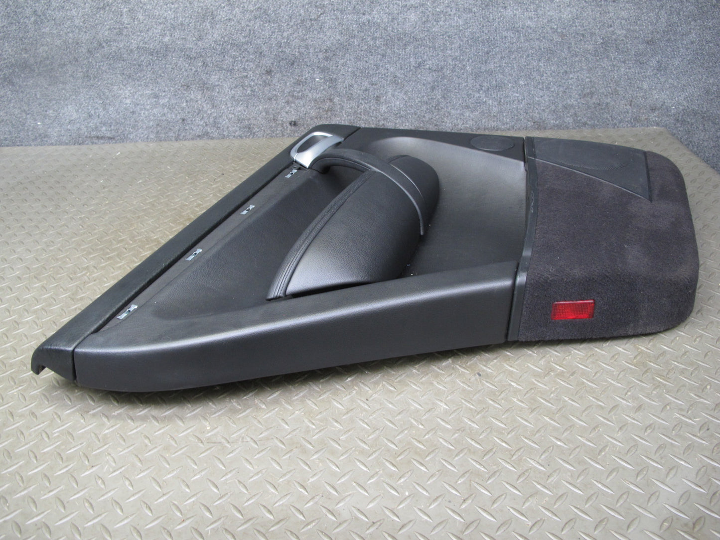 2009-2010 Porsche Cayenne 957 Rear Right & Left Side Door Panel Cover Black Set