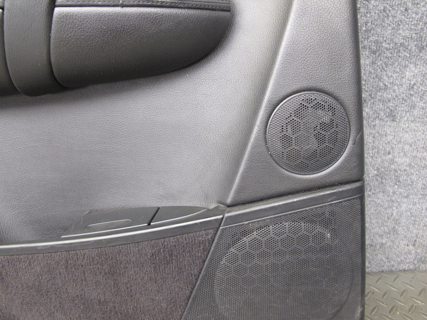 2009-2010 Porsche Cayenne 957 Rear Right & Left Side Door Panel Cover Black Set
