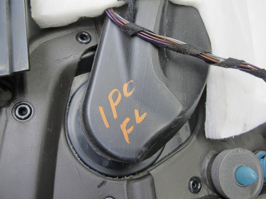 2009-2010 Porsche Cayenne 957 Front Right & Left Side Door Panel Cover Black Set