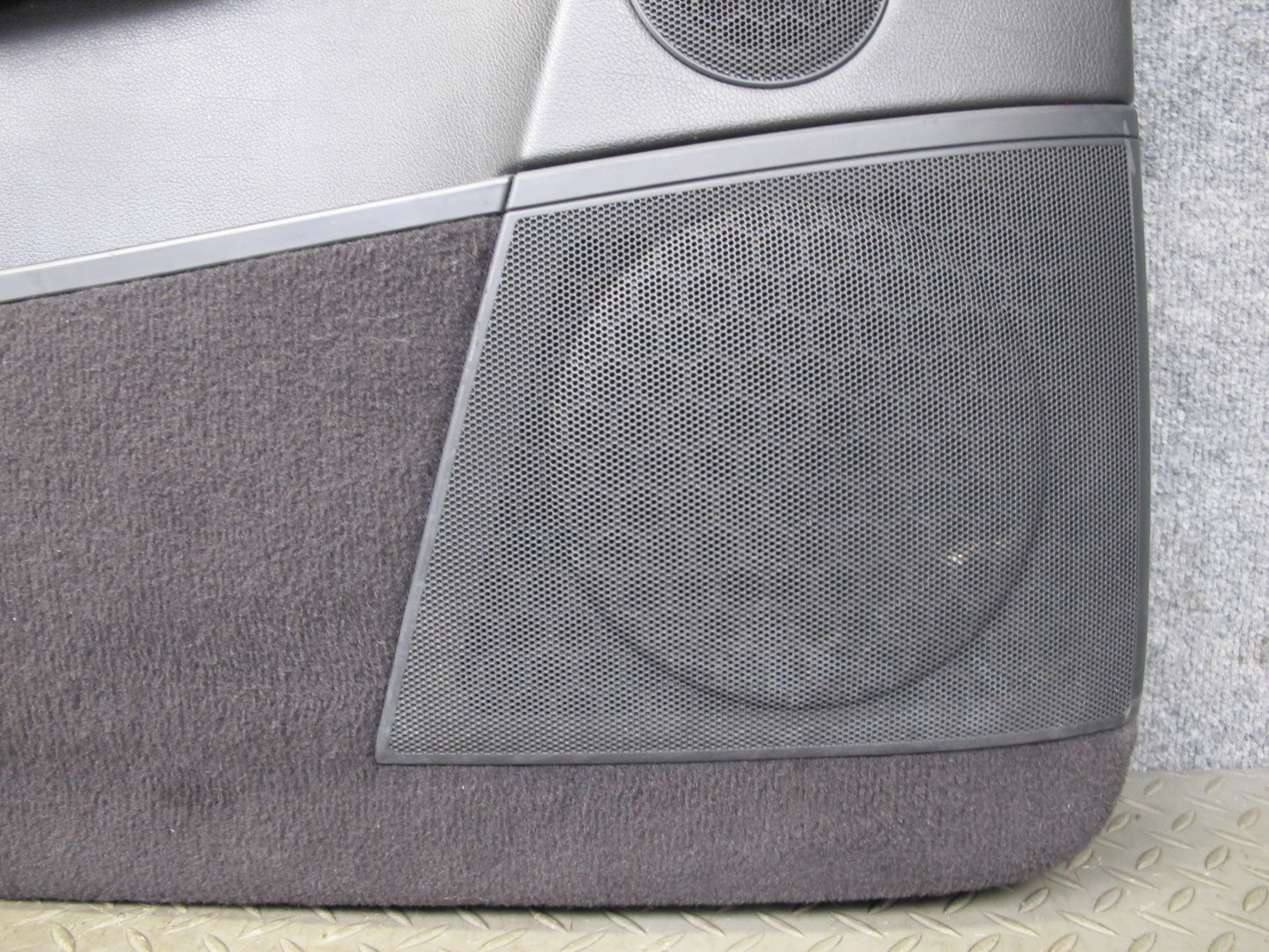 2009-2010 Porsche Cayenne 957 Front Right & Left Side Door Panel Cover Black Set
