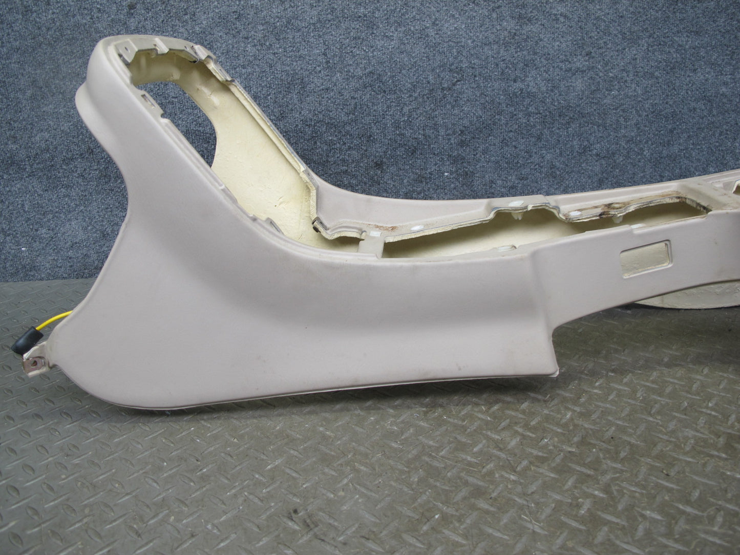 95-00 Lexus SC300 SC400 UZZ30L Center Console Trim Cover Panel Ivory OEM