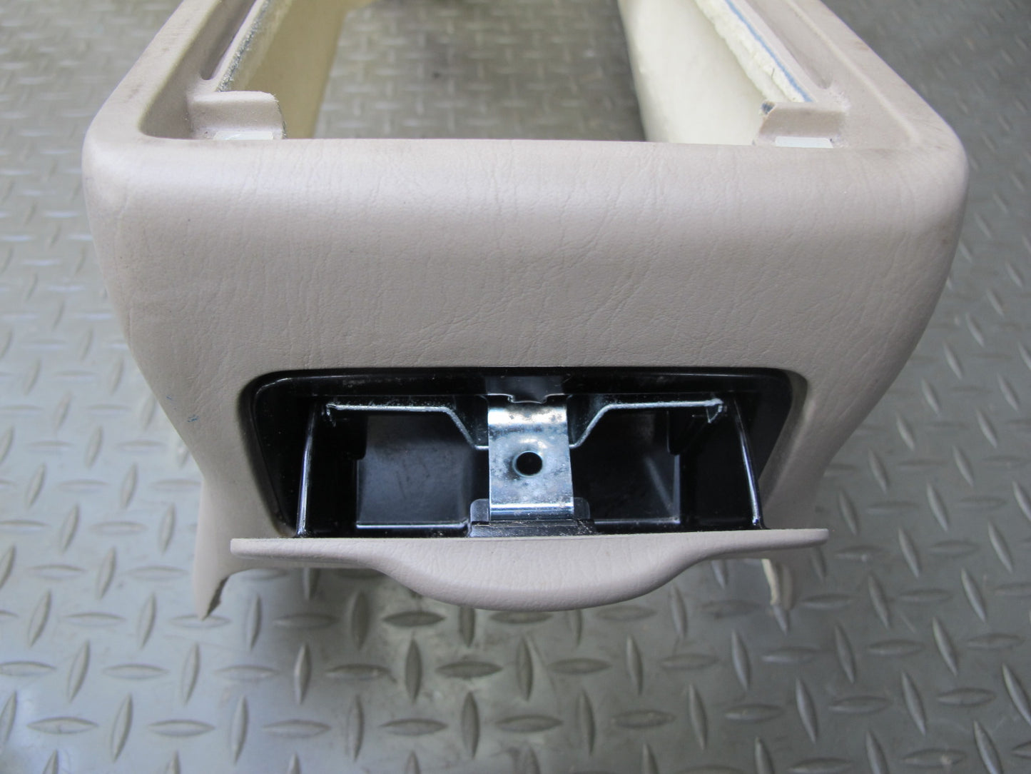 95-00 Lexus SC300 SC400 UZZ30L Center Console Trim Cover Panel Ivory OEM