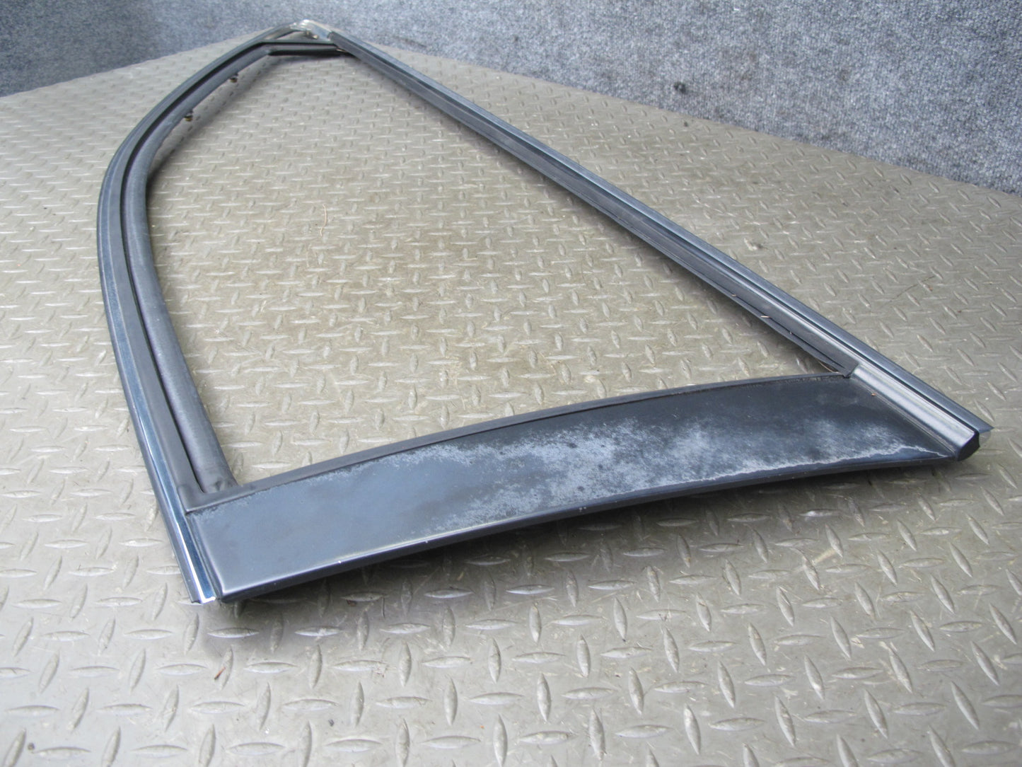 92-00 Lexus SC300 SC400 UZZ30L Right Pass Door Window Frame Trim Molding OEM