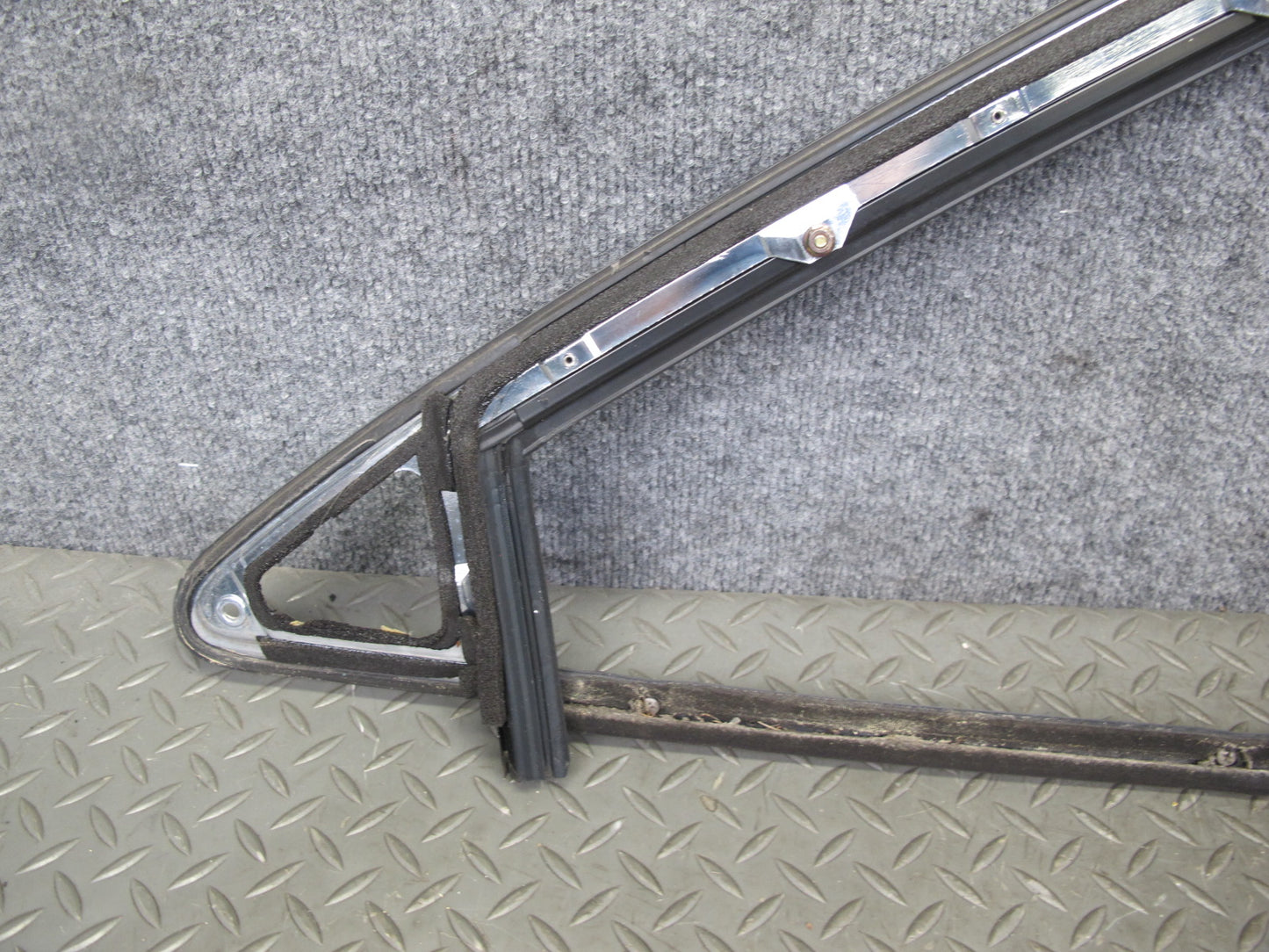 92-00 Lexus SC300 SC400 UZZ30L Right Pass Door Window Frame Trim Molding OEM