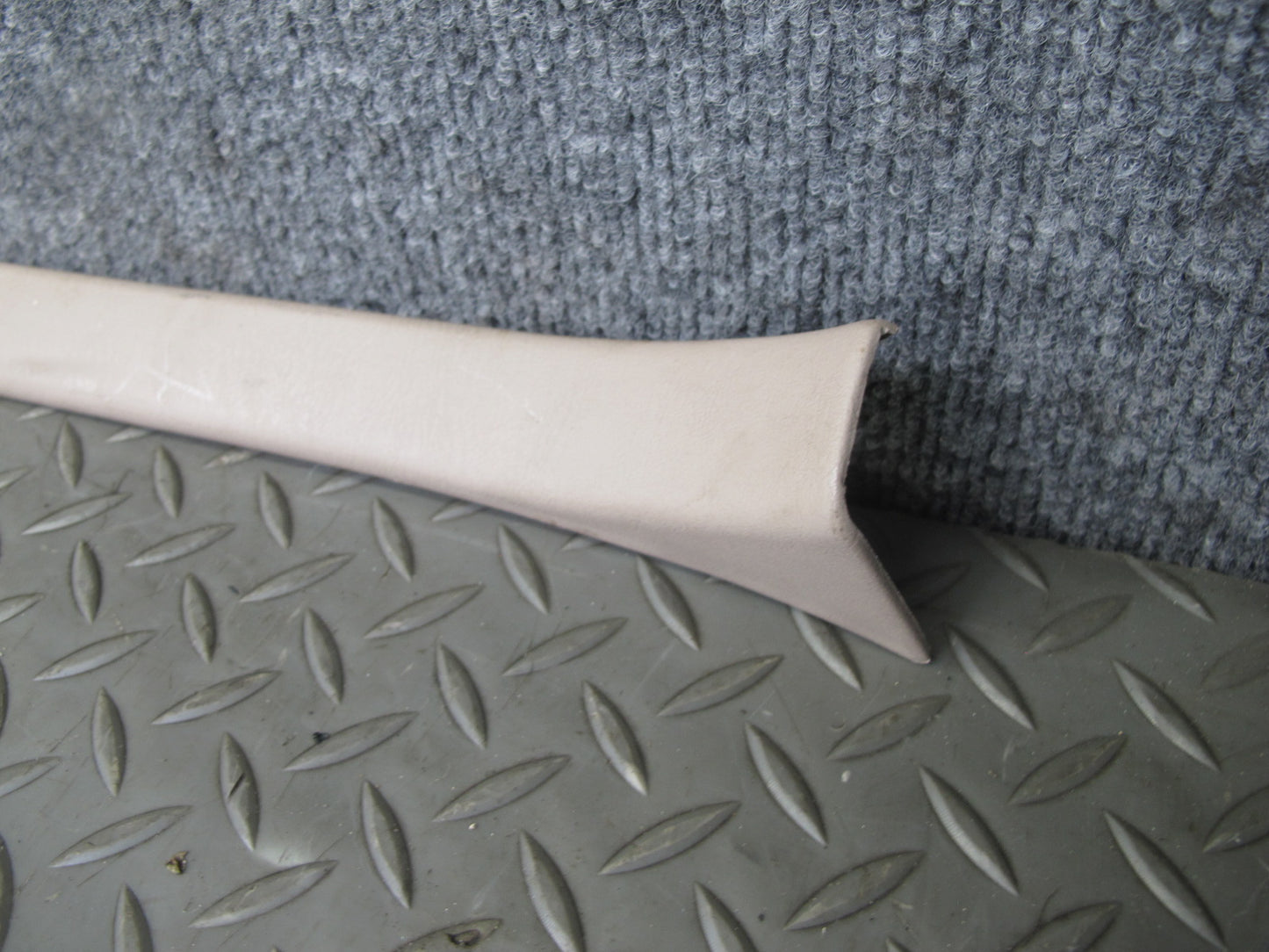 94-00 Lexus SC300 SC400 UZZ30L Door Scuff Step Sill Plate Trim Set Ivory OEM