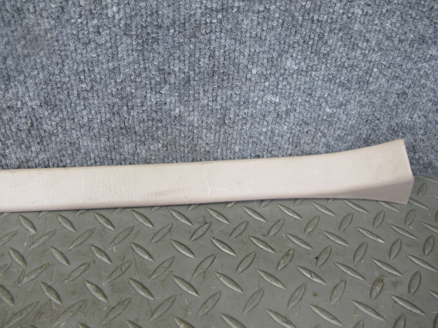 94-00 Lexus SC300 SC400 UZZ30L Door Scuff Step Sill Plate Trim Set Ivory OEM