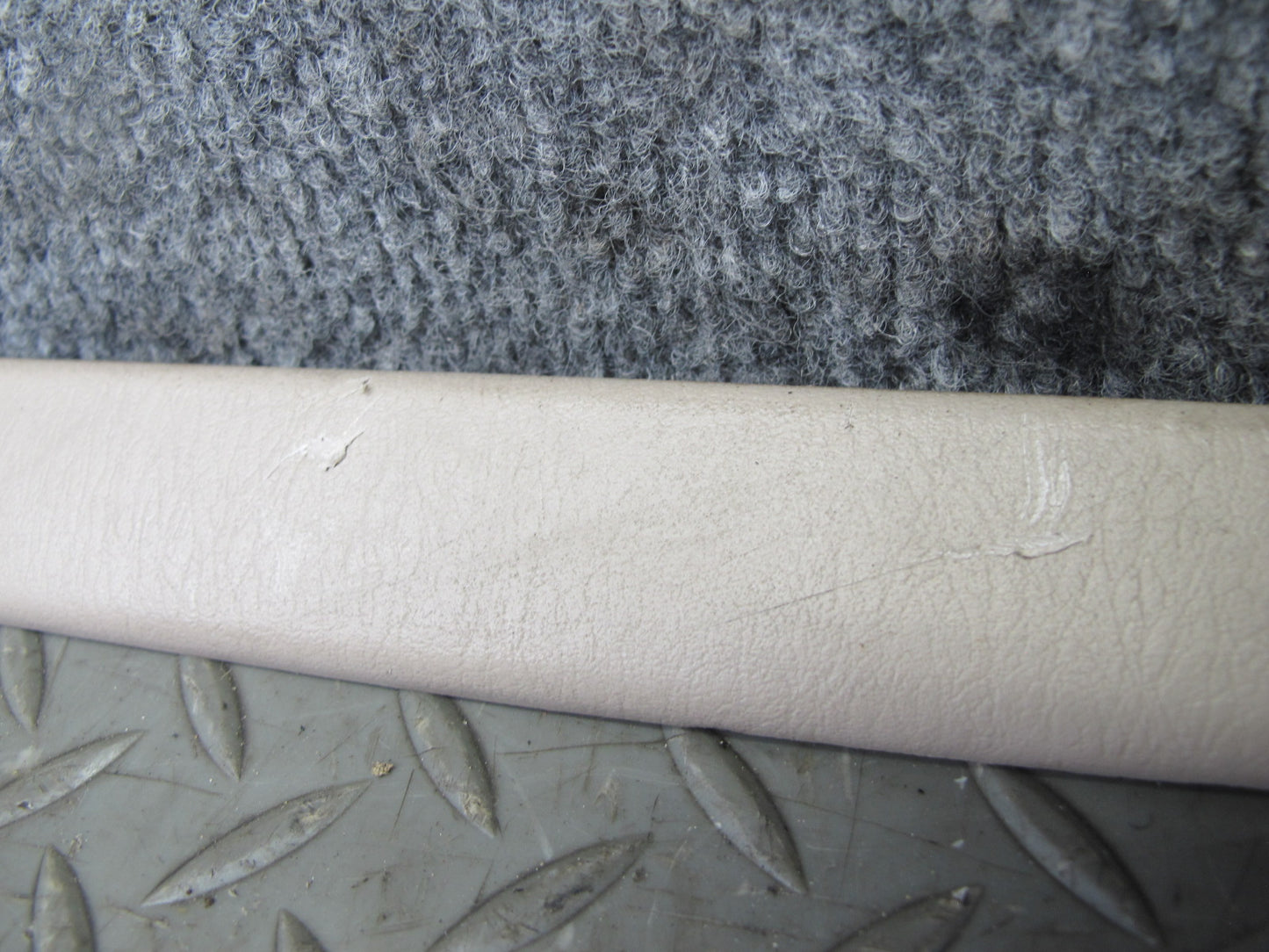 94-00 Lexus SC300 SC400 UZZ30L Door Scuff Step Sill Plate Trim Set Ivory OEM