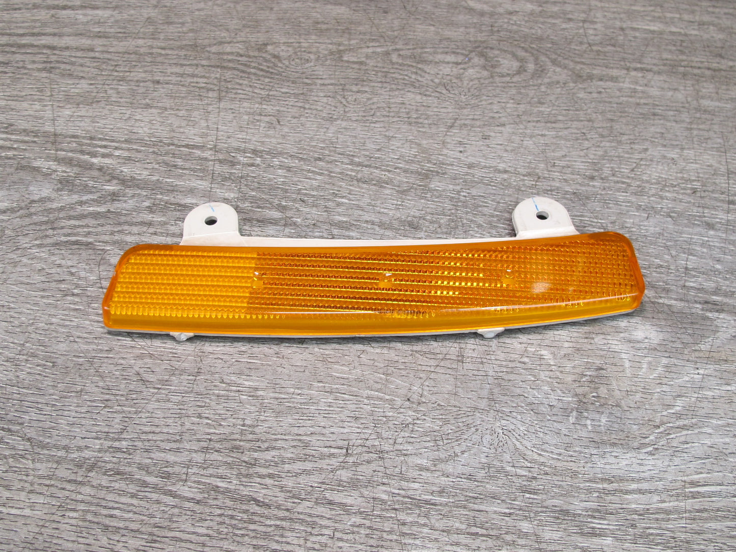 04-05 Nissan 350Z Z33 Convert Front Bumper Right Reflector Marker Light Lamp OEM