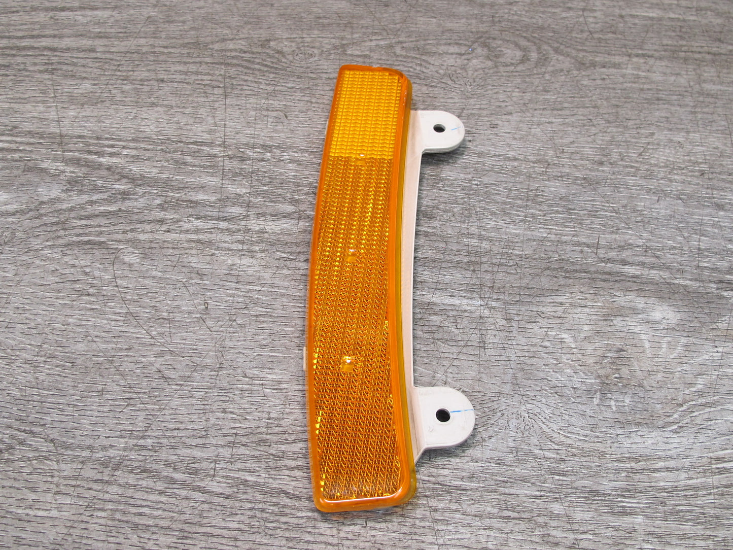 04-05 Nissan 350Z Z33 Convert Front Bumper Right Reflector Marker Light Lamp OEM