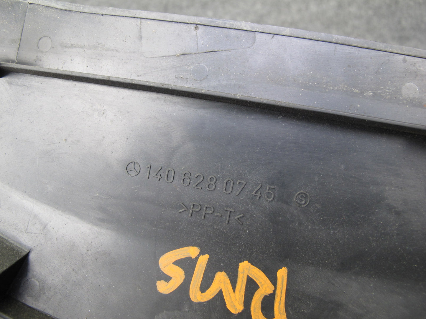 94-99 Mercedes W140 Set of 2 Front Left & Right Headlight Access Cover OEM