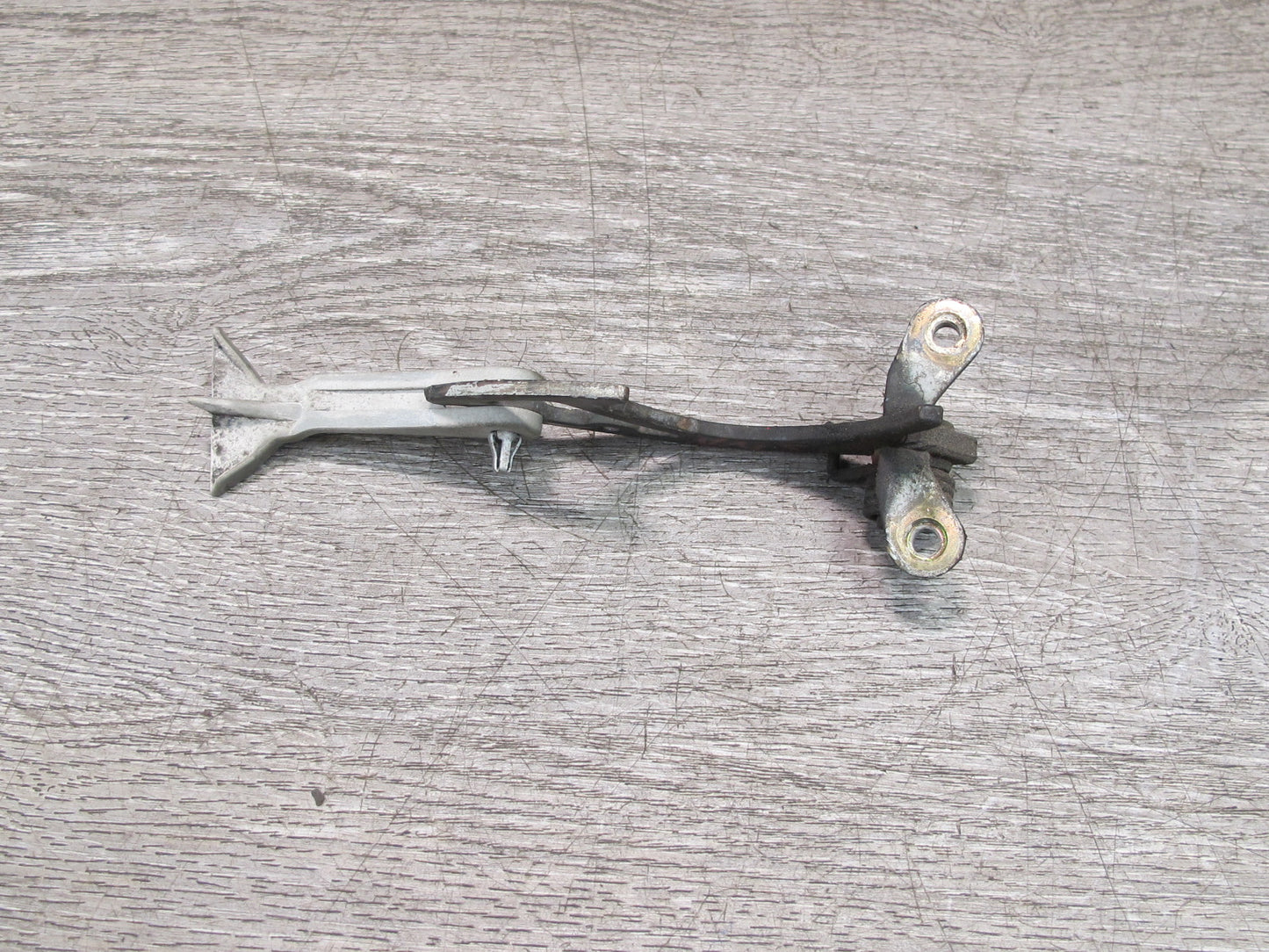 86-91 Mercedes W126 C126 Hood Lock Latch Catch Handle Mechanism OEM