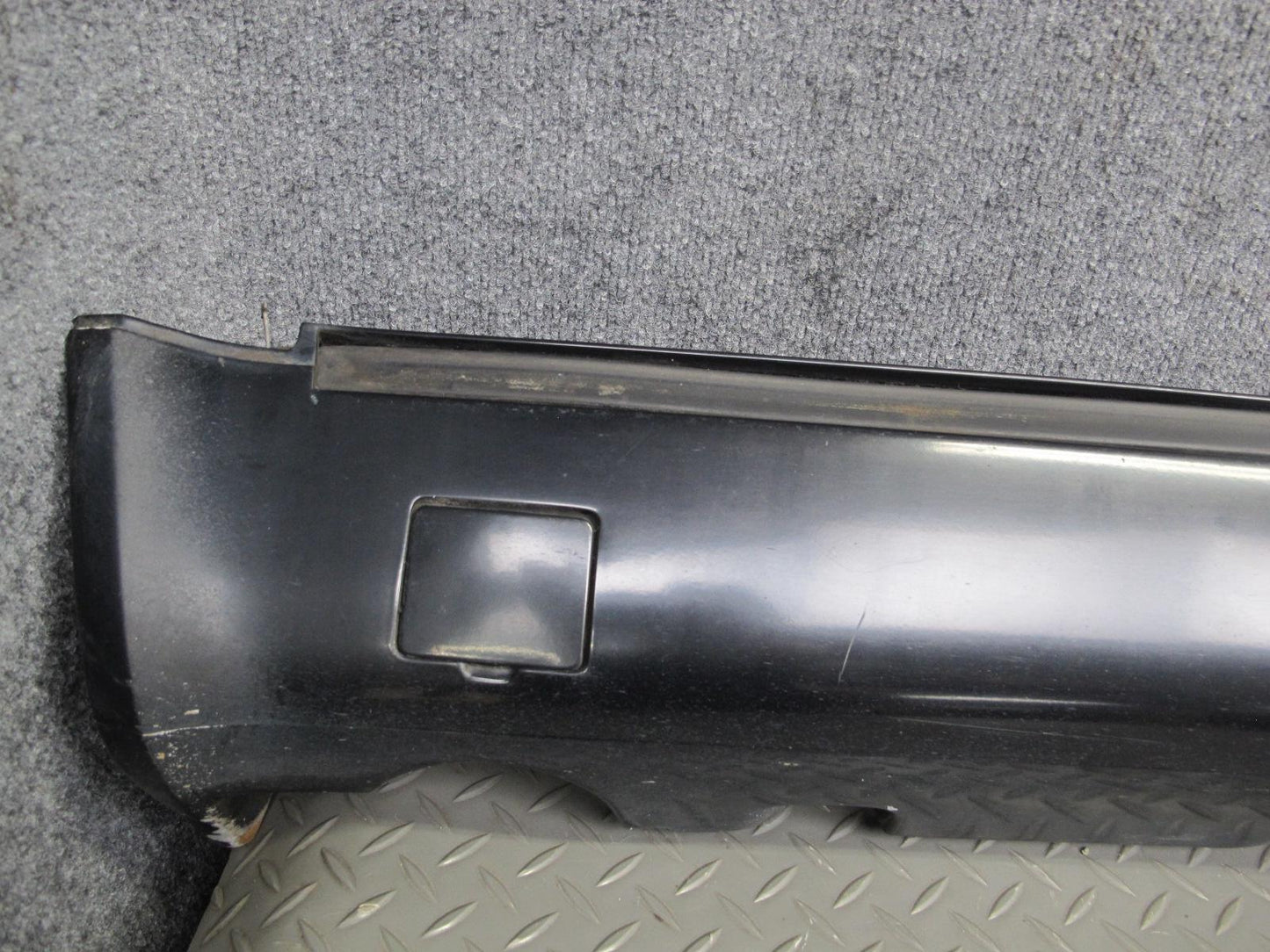 94-99 Mercedes W140 Sedan Right Side Skirt Rocker Panel Molding Black OEM