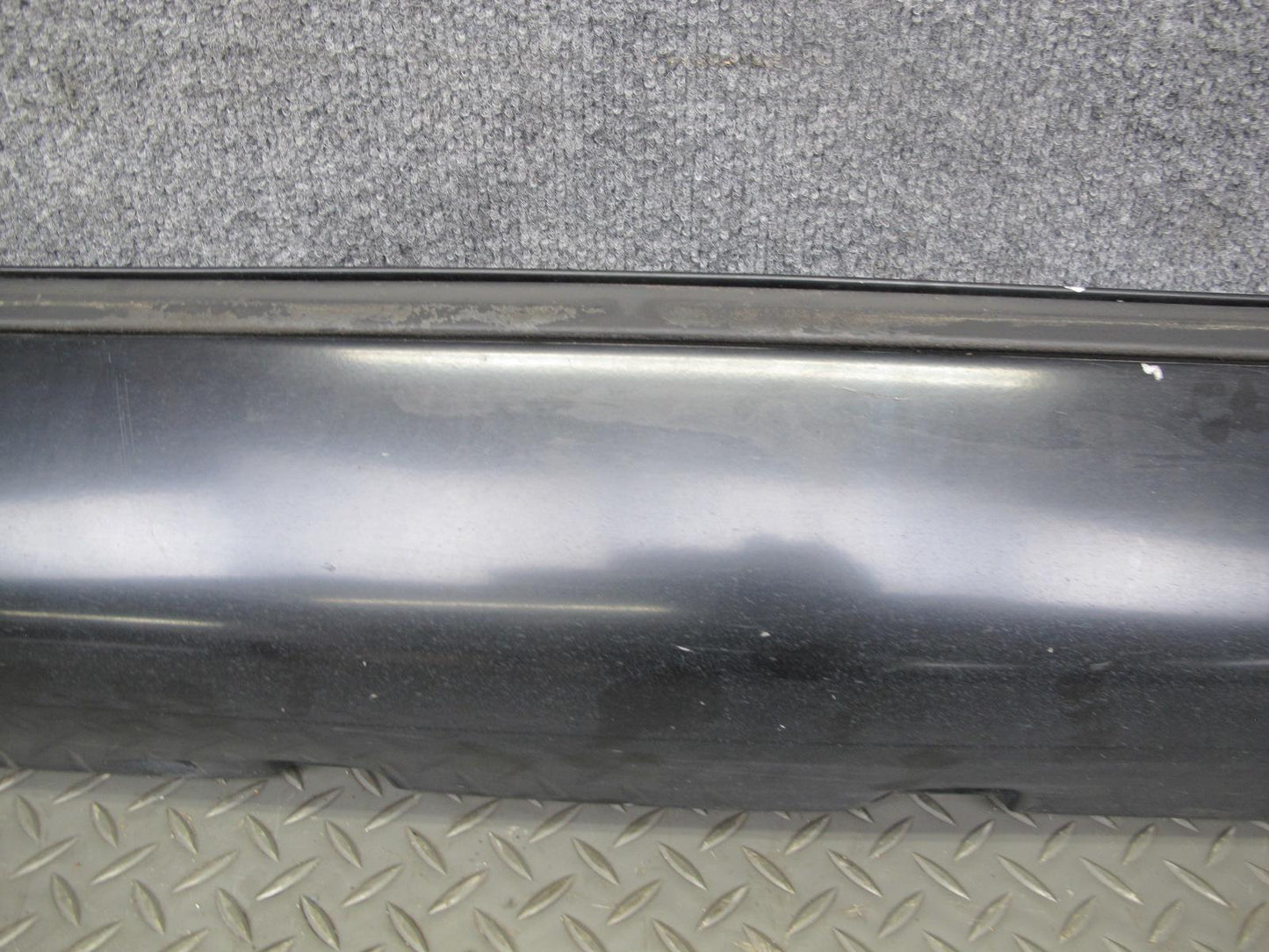 94-99 Mercedes W140 Sedan Right Side Skirt Rocker Panel Molding Black OEM