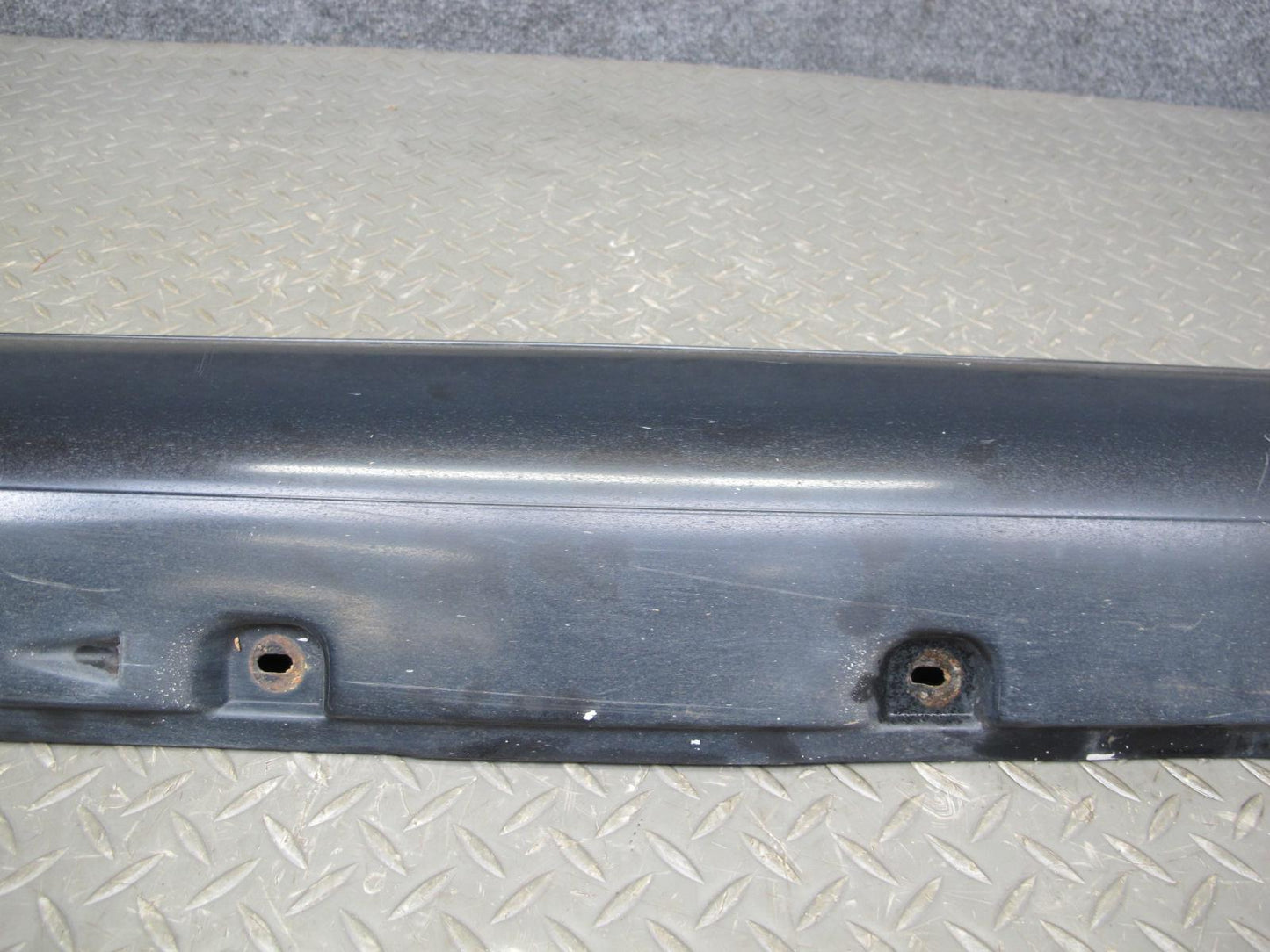 94-99 Mercedes W140 Sedan Right Side Skirt Rocker Panel Molding Black OEM