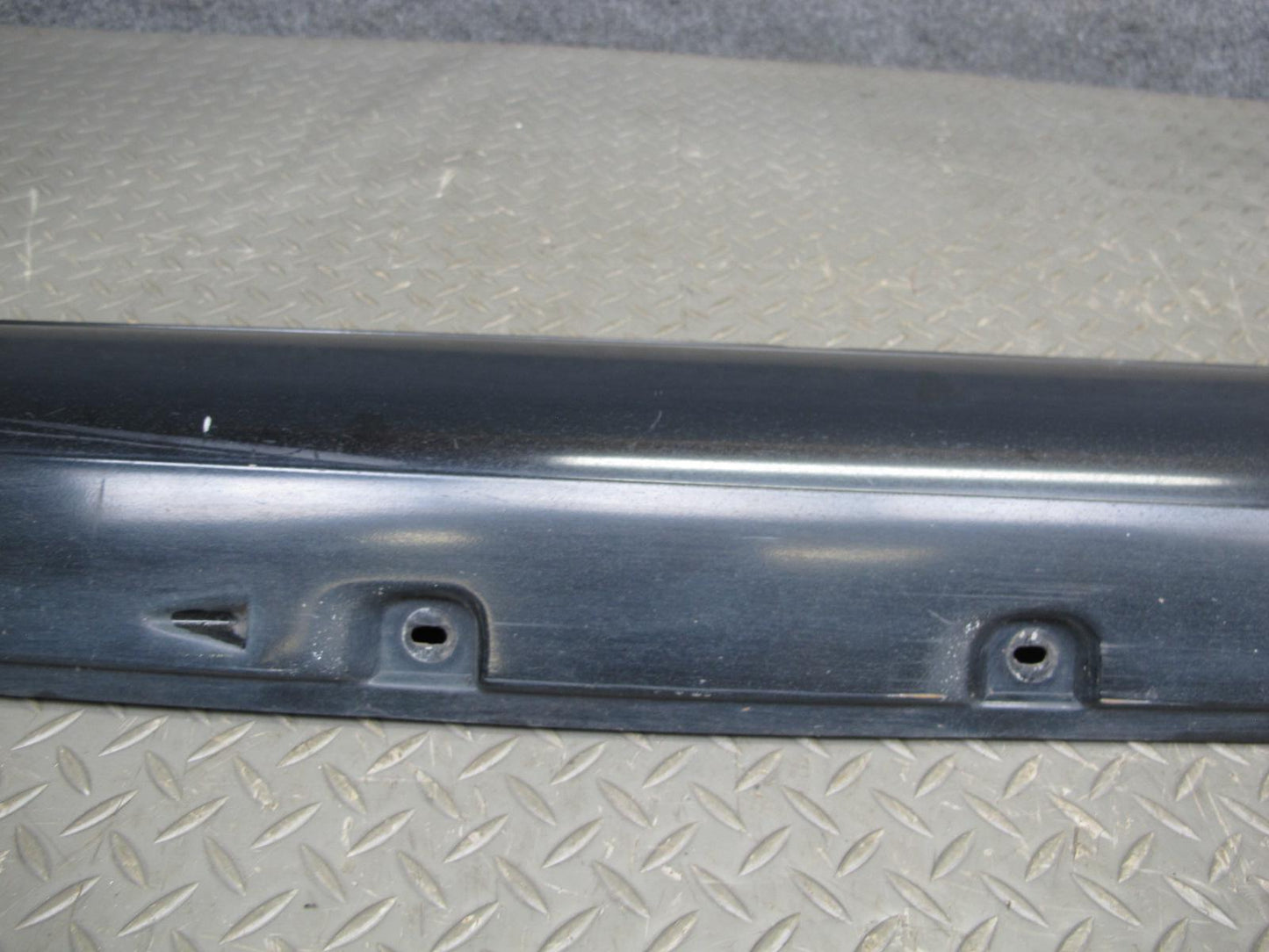 94-99 Mercedes W140 Sedan Right Side Skirt Rocker Panel Molding Black OEM
