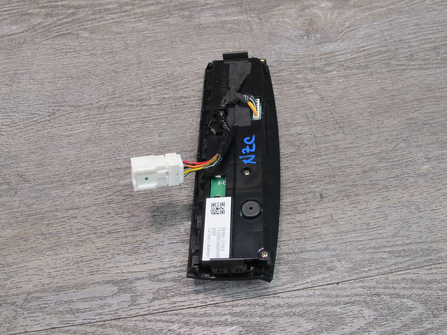 2005 Nissan 350Z Z33 Navigation Screen Control Panel Unit 28395-CF004 OEM