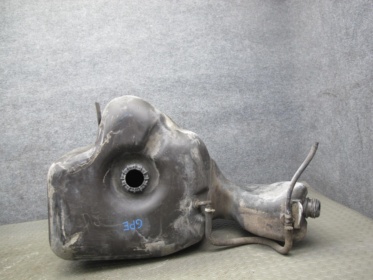 1984-1995 Porsche 928 S Fuel Gas Tank Unit