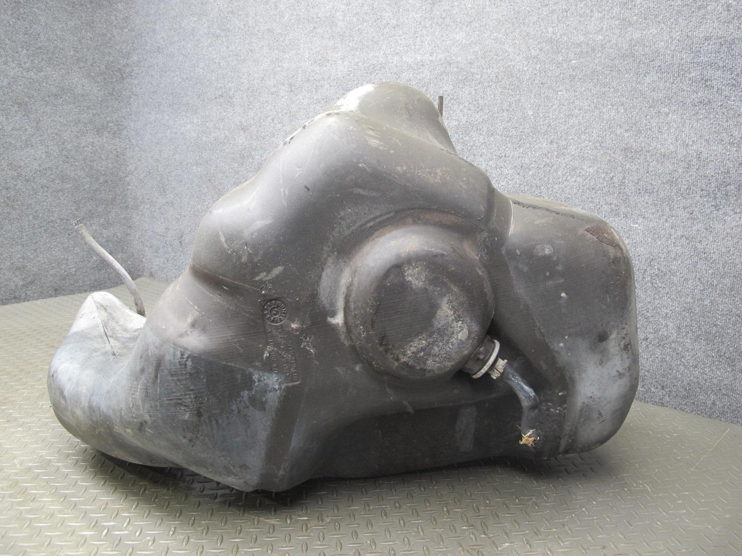 1984-1995 Porsche 928 S Fuel Gas Tank Unit
