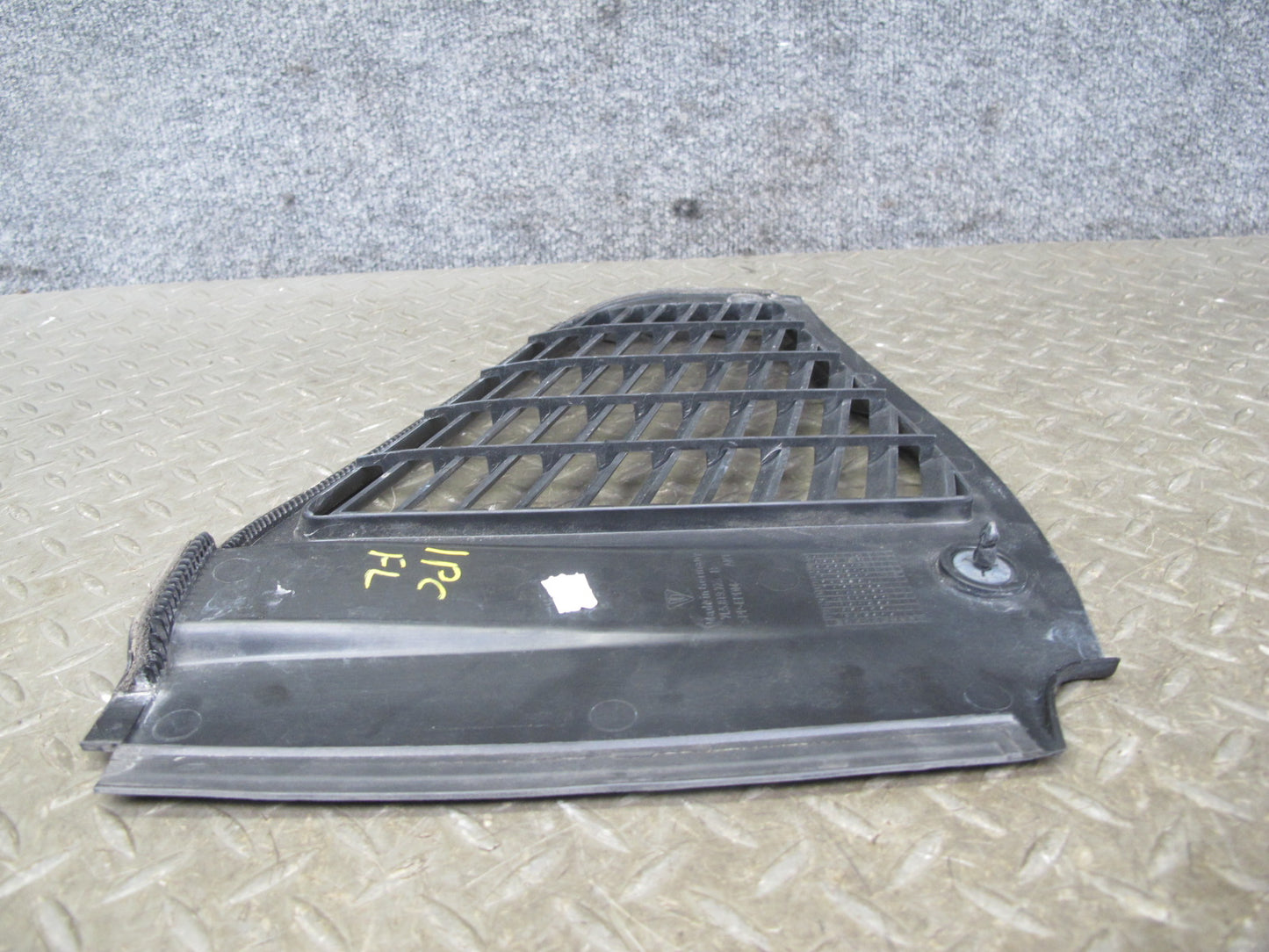 2003-2010 Porsche Cayenne 957 Front Left Driver Under Hood Trim Lid Rain Cover