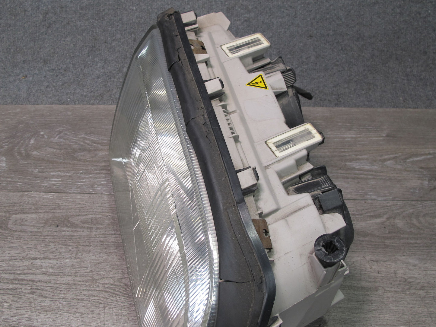 97-99 Mercedes W140 Sedan Front Right Xenon HID Headlight Lamp 1408209461 OEM