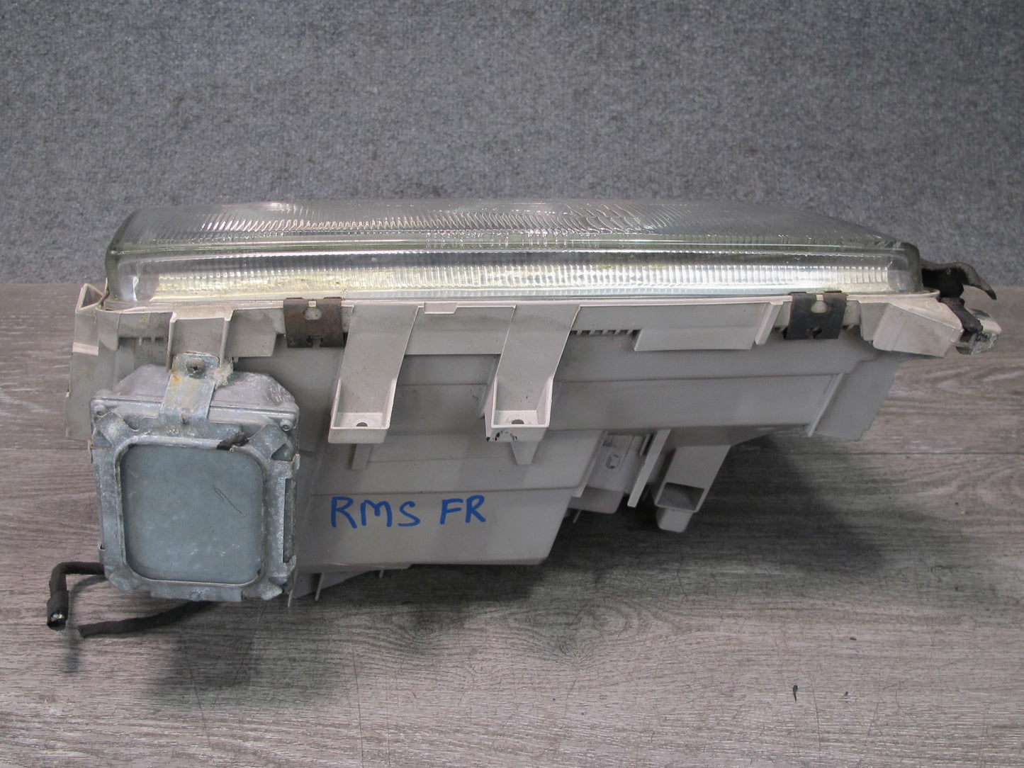 97-99 Mercedes W140 Sedan Front Right Xenon HID Headlight Lamp 1408209461 OEM