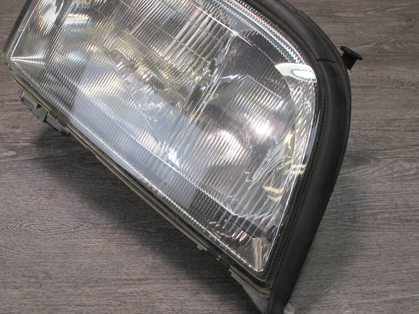 97-99 Mercedes W140 Sedan Front Right Xenon HID Headlight Lamp 1408209461 OEM