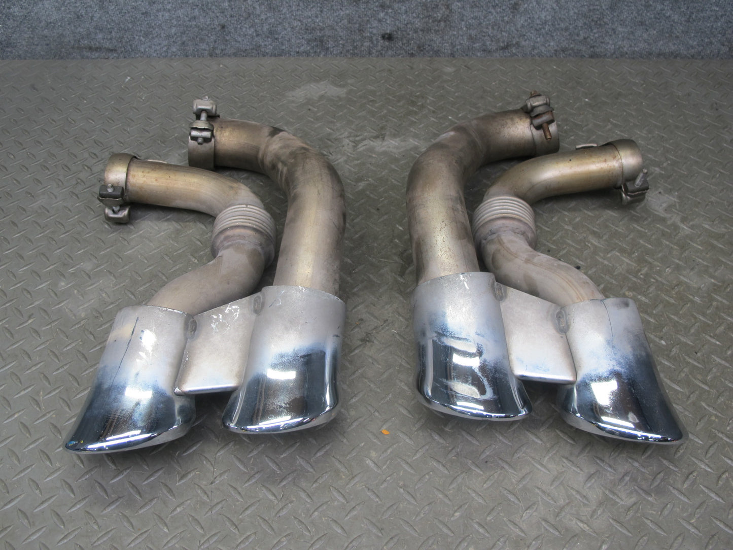 08-10 Porsche Cayenne 957 GTS Rear Right & Left Side Exhaust Tail Pipe Tips Set