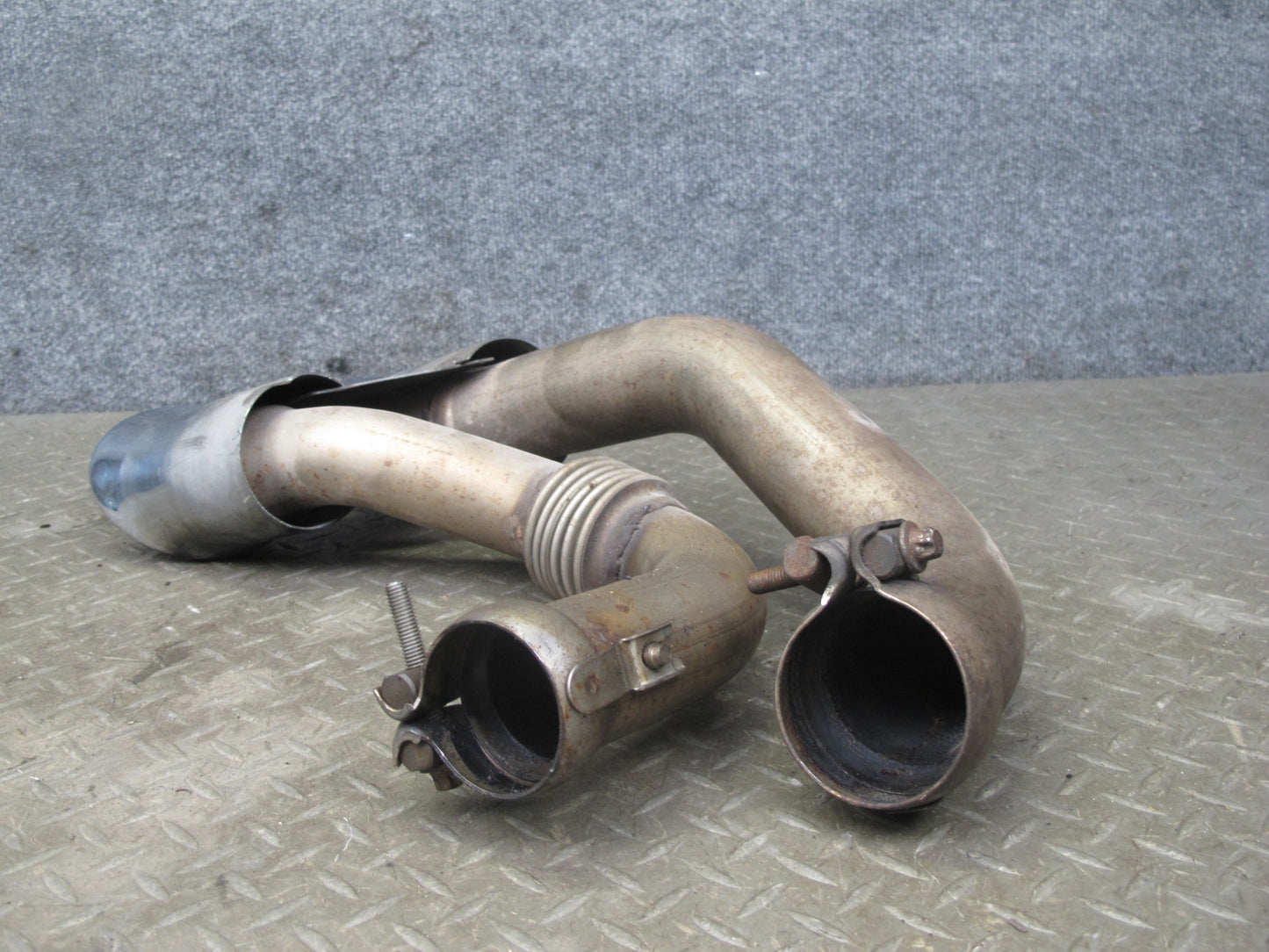 08-10 Porsche Cayenne 957 GTS Rear Right & Left Side Exhaust Tail Pipe Tips Set