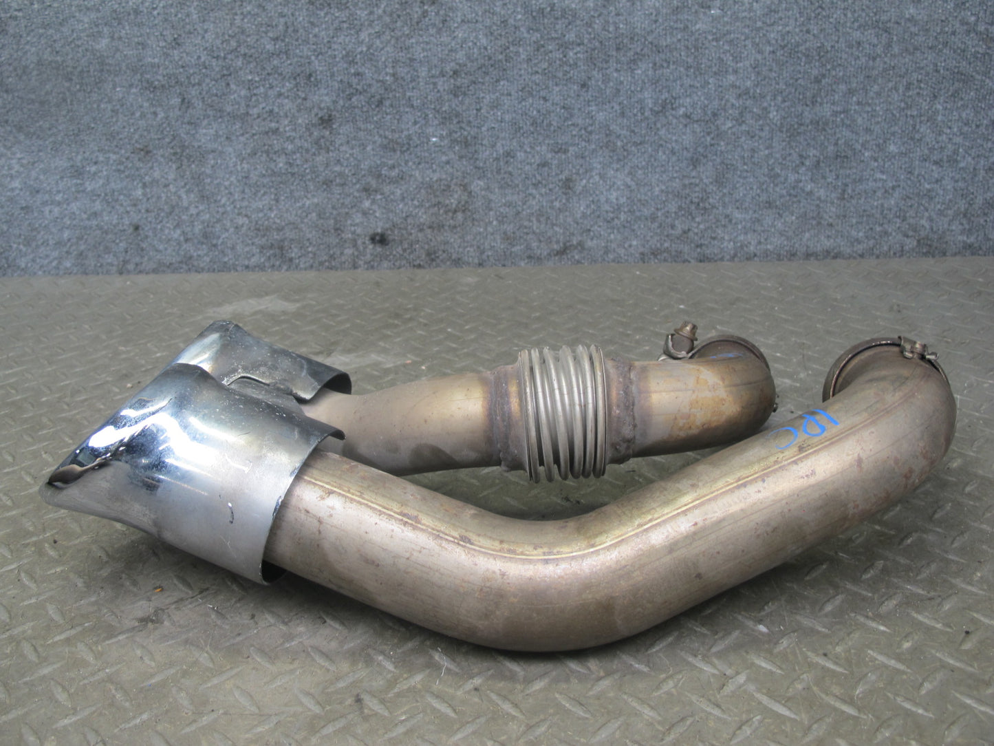 08-10 Porsche Cayenne 957 GTS Rear Right & Left Side Exhaust Tail Pipe Tips Set