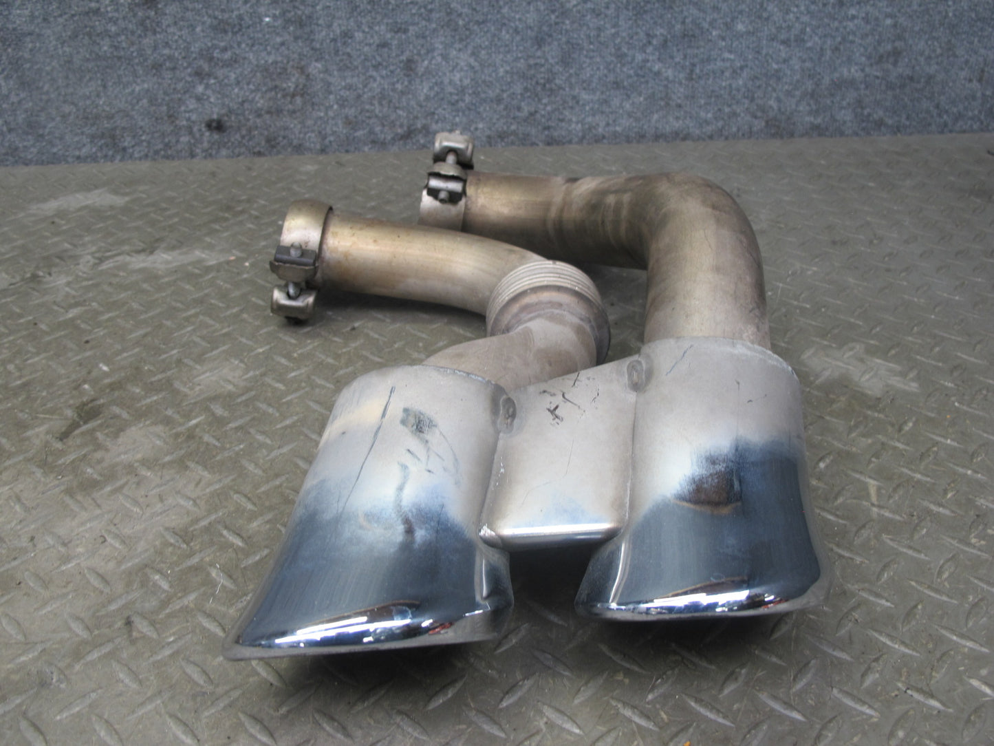 08-10 Porsche Cayenne 957 GTS Rear Right & Left Side Exhaust Tail Pipe Tips Set