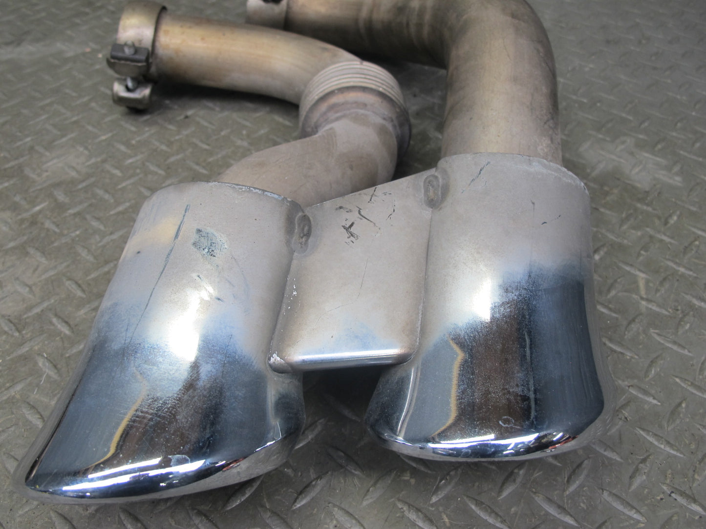 08-10 Porsche Cayenne 957 GTS Rear Right & Left Side Exhaust Tail Pipe Tips Set