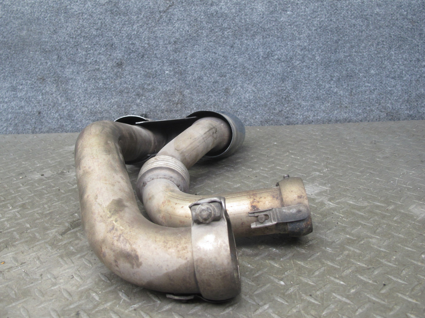 08-10 Porsche Cayenne 957 GTS Rear Right & Left Side Exhaust Tail Pipe Tips Set