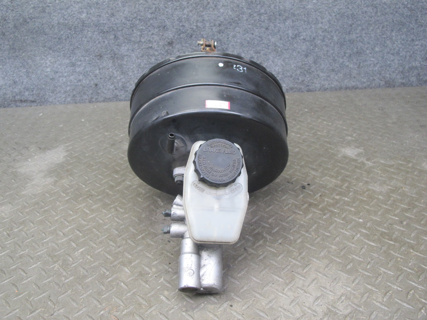 95-96 Lexus UZZ30L SC400 Brake Master Cylinder Booster Reservoir OEM