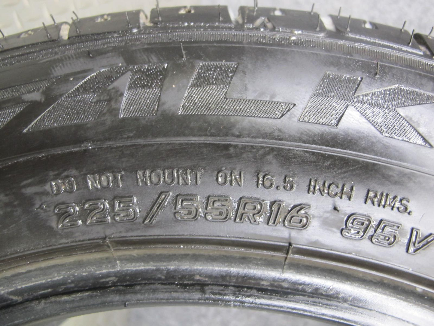 Set of 2 Falken Ziex ZE960 A/S Tire 225/55 R16 95V 2121 8/32 Tread