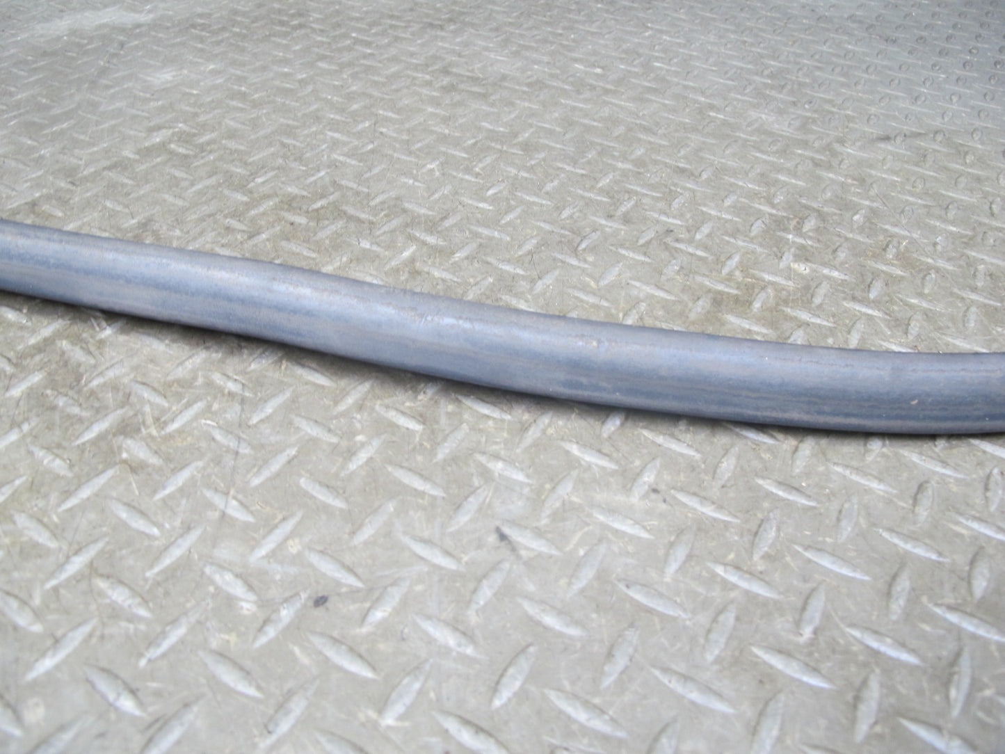 92-96 Lexus UZZ30L SC300 SC400 Front Hood Weatherstrip Rubber Seal Gasket OEM