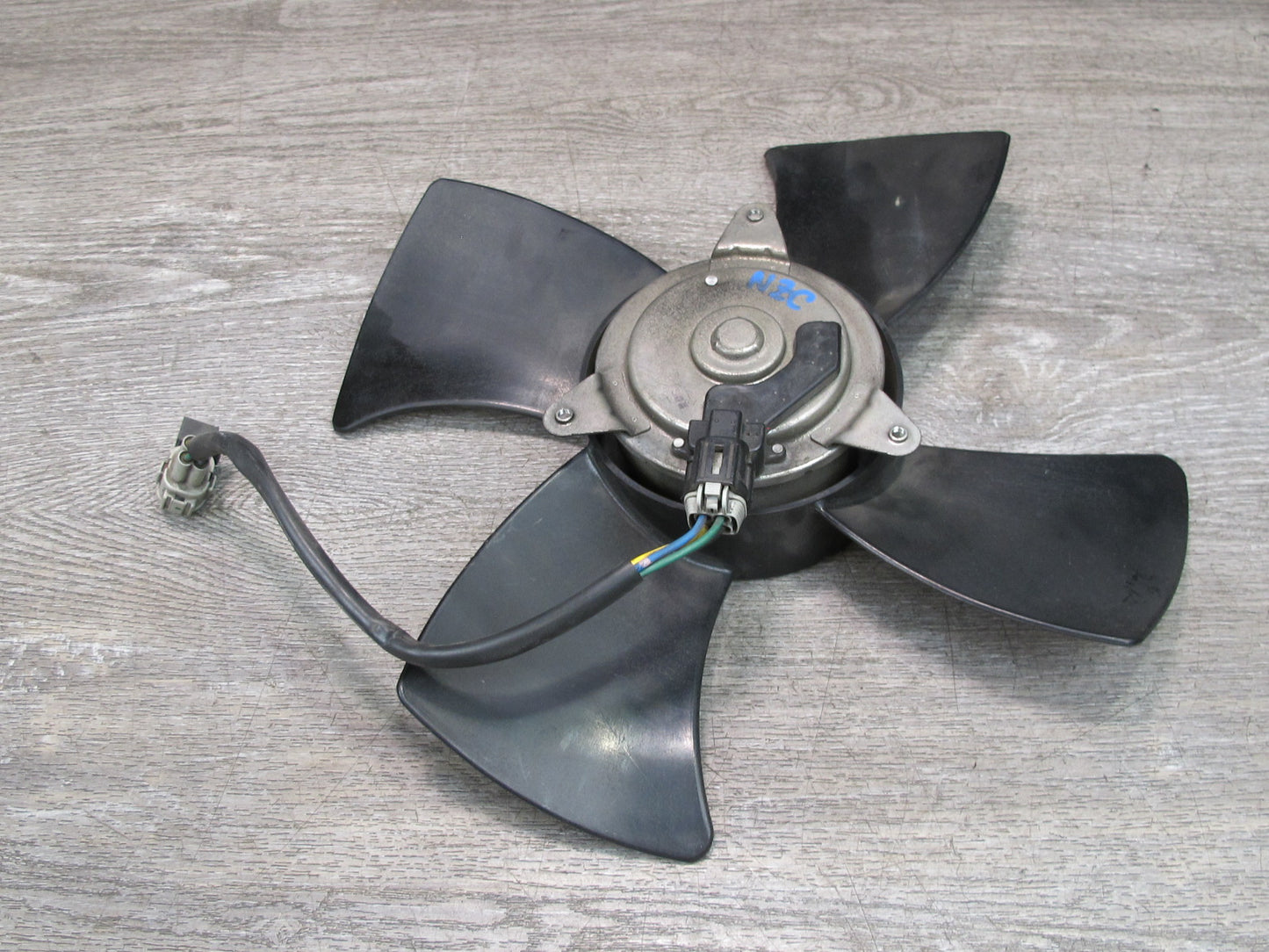 03-09 Nissan 350Z Z33 Radiator Cooling 4-BLADE Right Fan Motor OEM