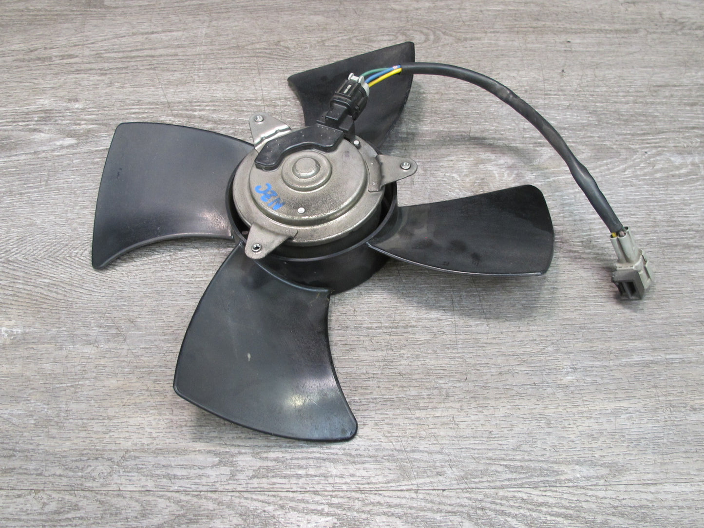 03-09 Nissan 350Z Z33 Radiator Cooling 4-BLADE Right Fan Motor OEM