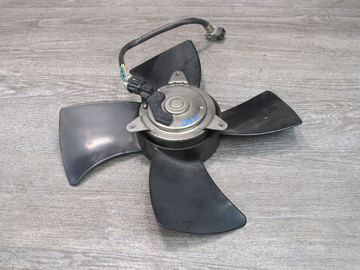 03-09 Nissan 350Z Z33 Radiator Cooling 4-BLADE Right Fan Motor OEM