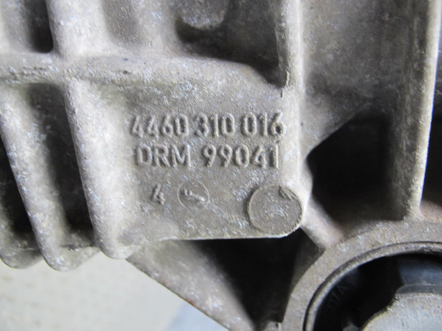 2008-2010 Porsche Cayenne 957 GTS Rear Differential Gear Carrier 4.1 Ratio Assy